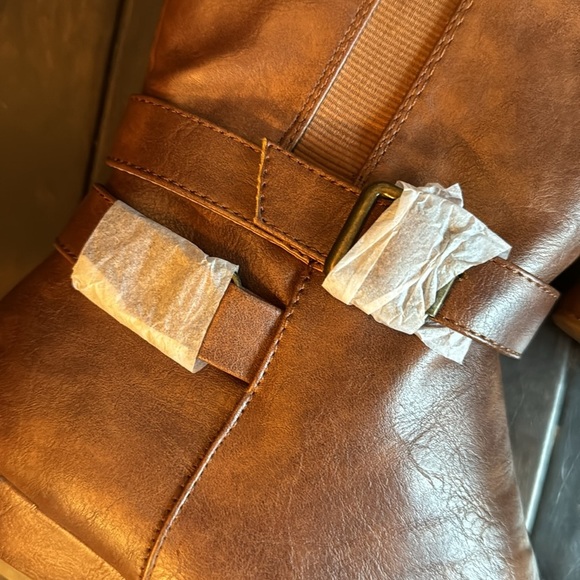 Tall brown boots nWT 7 - Picture 3 of 9